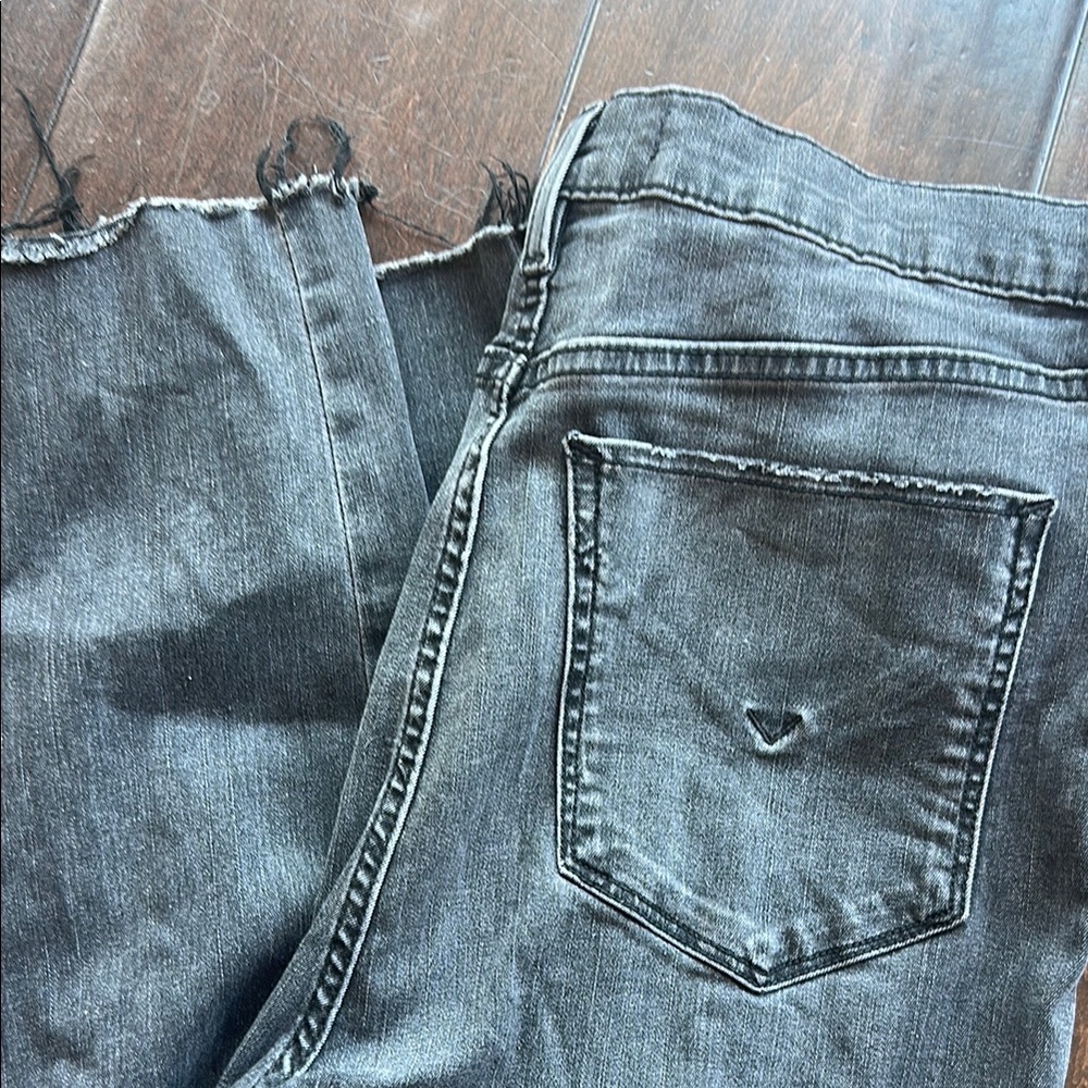 Hudson Jeans black Ankle Cropped distressed Denim
